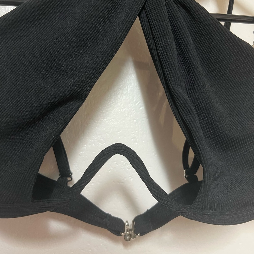 Underwire Cutout Halter Bikini - image 3